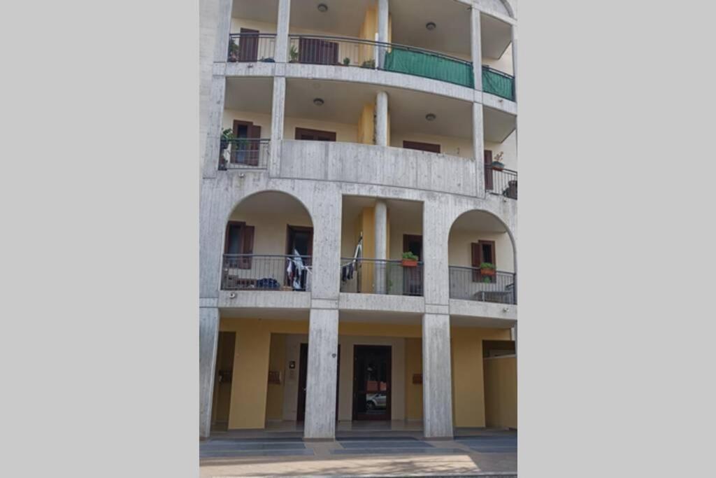 Appartamento A Cinque Minuti Dal Centro Di เลชเช ภายนอก รูปภาพ